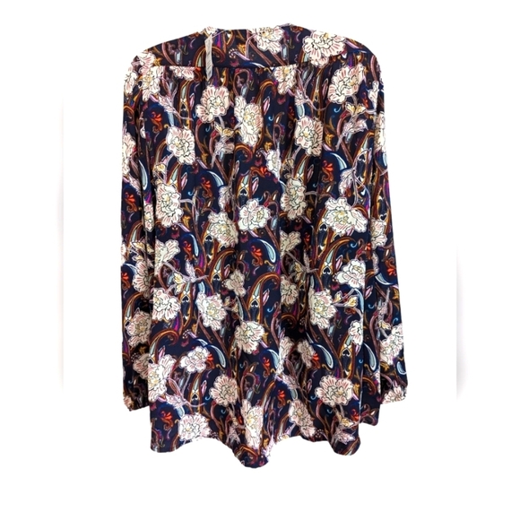 NWT.. Limited Women Small Purple Floral Blouse ...Size Small - Picture 5 of 7